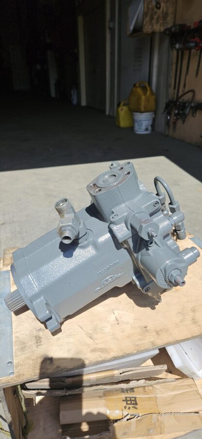 moteur pour rotation d'une chargeuse Liebherr A924B #10007104